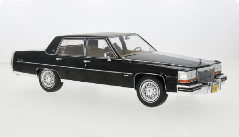 MCG '82 Cadillac Fleetwood 1:18. – diecastcars1