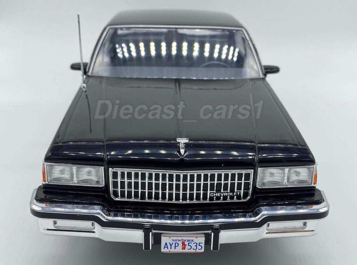 MCG/'87 Chevyシボレー Capriceカプリス  1/18 Reviewing the 1/18 Chevrolet Caprice Classic (1987) by Model