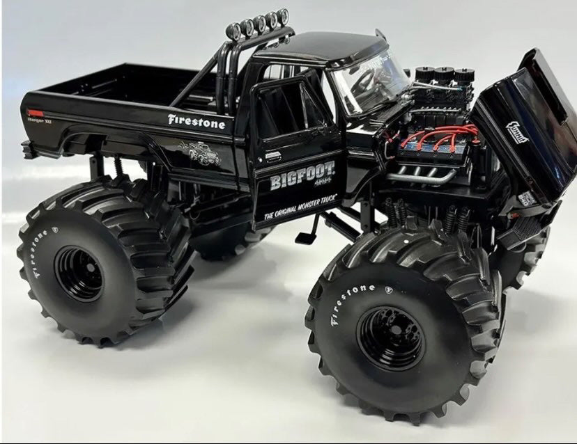 グリーンライト　1/18　モンスタートラック　フォードF250 グリーンライト 1/18 1974 フォード F-250 モンスター トラック