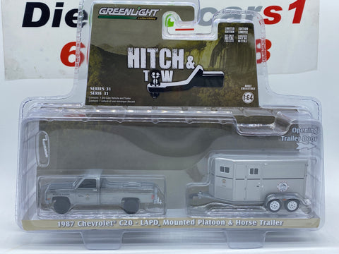 Greenlight ‘87 Chevrolet C20 - LAPD Mounted Platoon & Horse Trailer 1:64.