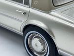 Cult Scale XL ‘76 Cadillac Seville 1:18.