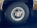 Old School ‘86 GMC Suburban 2500 Sierra Classic 1:18.