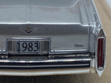 Stamp Models ‘83 Cadillac Sedan De ville 1:43.