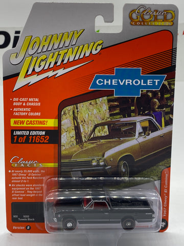 Johnny Lightning ‘67 El Camino 1:64.