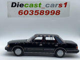 Xiaoguang Model '84 Toyota Crown 1:18.