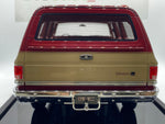 Old School ‘86 GMC Suburban 2500 Sierra Classic 1:18.