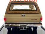 Old School ‘86 GMC Suburban 2500 Sierra Classic 1:18.