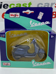 Maisto Vespa Motorcycle 1:18.
