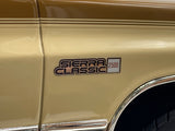 Old School ‘86 GMC Suburban 2500 Sierra Classic 1:18.