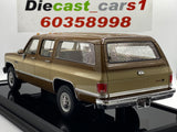 Old School ‘86 GMC Suburban 2500 Sierra Classic 1:18.