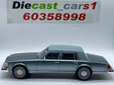 Cult Scale XL ‘76 Cadillac Seville 1:18.