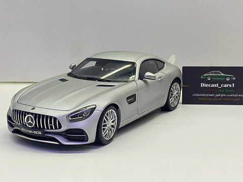Norev ‘19 Mercedes AMG GTS 1:18.