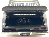 ACME ‘68 Pontiac Firebird 1:18.