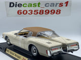 Road Signature ‘71 Buick Riviera 1:18.
