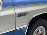 Old School ‘86 GMC Suburban 2500 Sierra Classic 1:18.