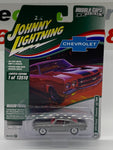 Johnny Lightning ‘70 Chevelle SS 454 1:64.