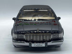 Xiaoguang Model '94 Cadillac Fleetwood 1:18.