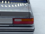 Xiaoguang Model '84 Toyota Crown 1:18.