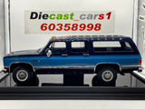 Old School ‘86 GMC Suburban 2500 Sierra Classic 1:18.