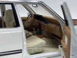 Xiaoguang Model '84 Toyota Crown 1:18.