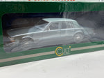 Cult Scale XL ‘76 Cadillac Seville 1:18.