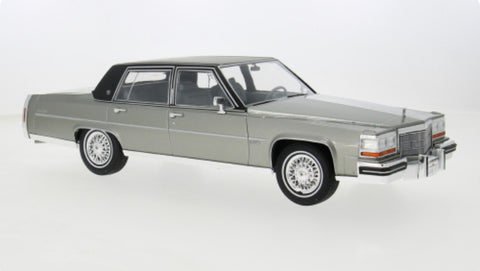 MCG ‘82 Cadillac Fleetwood 1:18.