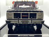 Old School ‘86 GMC Suburban 2500 Sierra Classic 1:18.