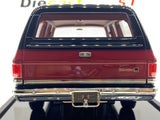 Old School ‘86 GMC Suburban 2500 Sierra Classic 1:18.