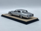 Stamp Models ‘83 Cadillac Sedan De ville 1:43.