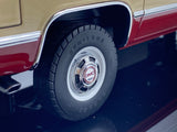 Old School ‘86 GMC Suburban 2500 Sierra Classic 1:18.