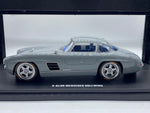 GT Spirit ‘21 Mercedes S-Klub Gullwing SL 300 1:18.