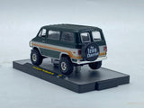 M2 ‘71 Chevrolet Van Beauville 4*4 1:64.
