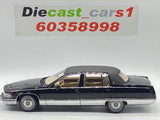Xiaoguang Model '94 Cadillac Fleetwood 1:18.