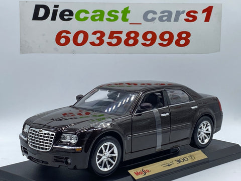 Maisto ‘06 Chrysler 300C 1:18.