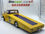 ACME ‘70 Dodge D-300 Ramp Truck 1:18.