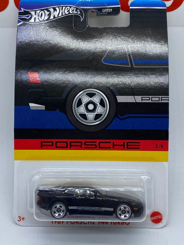 Hot wheels ’89 Porsche 944 Turbo 1:64.