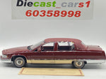 Xiaoguang Model '94 Cadillac Fleetwood 1:18.