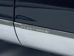 Xiaoguang Model '94 Cadillac Fleetwood Limousine 1:18.