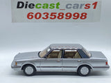 Xiaoguang Model '84 Toyota Crown 1:18.