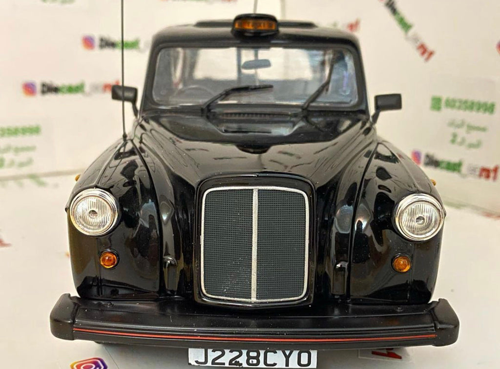 MiniChamps '89 Austin FX4 “London Taxi” 1:18. – diecastcars1