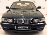 Otto ‘98 BMW 750il 1:18.