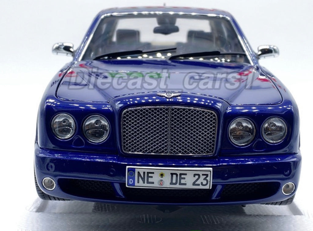 MiniChamps '04 Bentley Arnage T 1:18. – diecastcars1