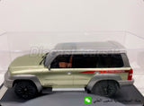 Ivy Nissan Patrol Super Safari 1:18.